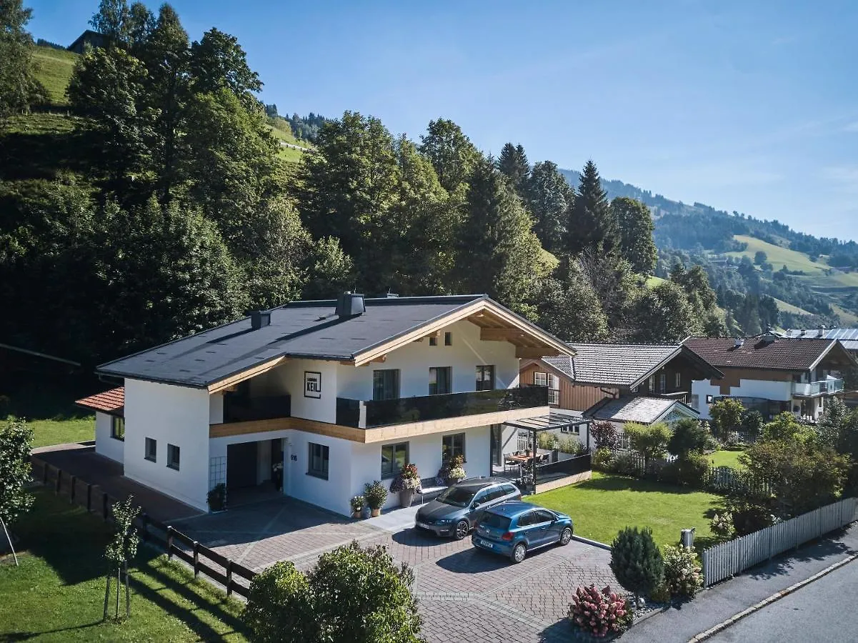 Landhaus Keil Saalbach-Hinterglemm Bed & Breakfast