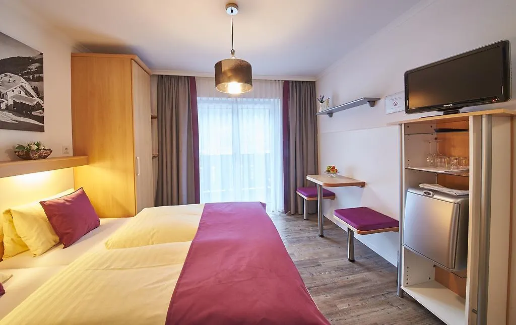 Landhaus Keil Saalbach-Hinterglemm 0*,  Österrike